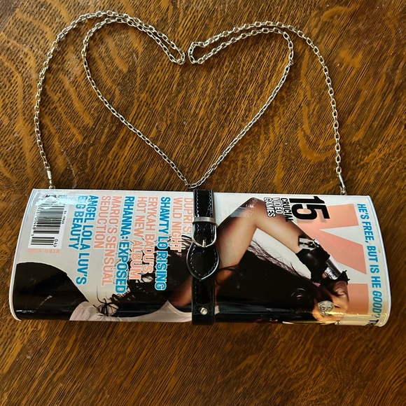 Trendy Magazine Print Clutch with Chain Strap - Picture 1 of 6